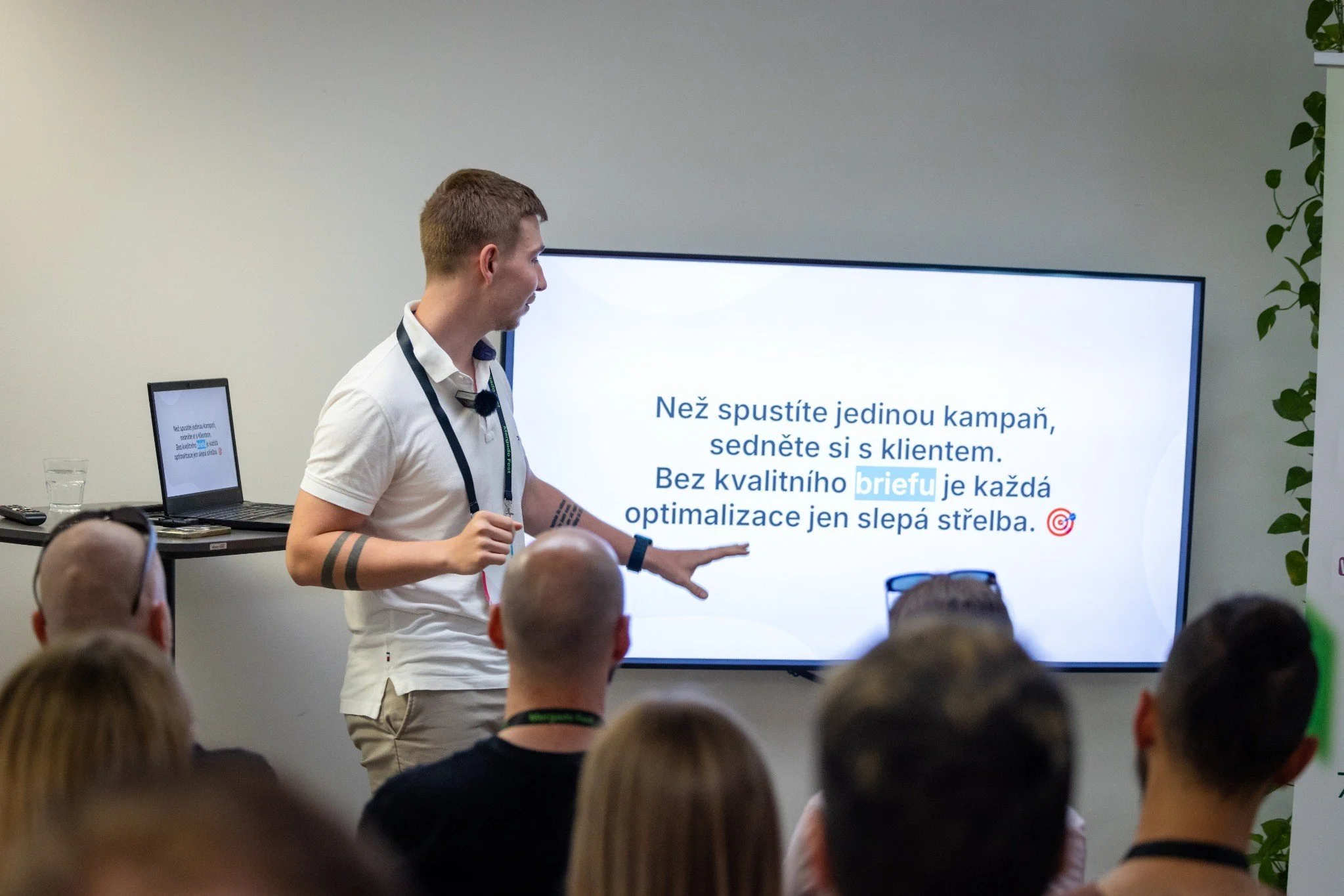 Jak můžou externí vlivy ovlivnit výkon ppc kampaní?